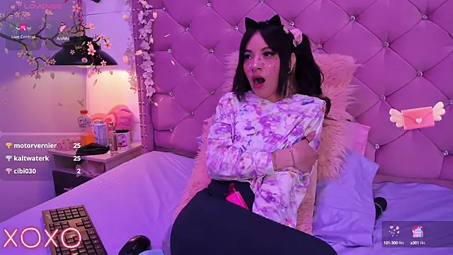 lauren evans96 online show from January 24, 5:42 am