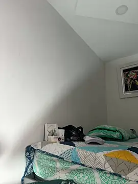 linatarens online show from February 6, 10:04 am