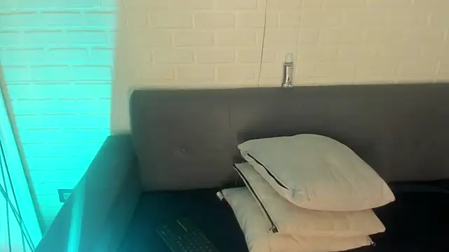 karina gomez 18 online show from September 15, 11:21 am