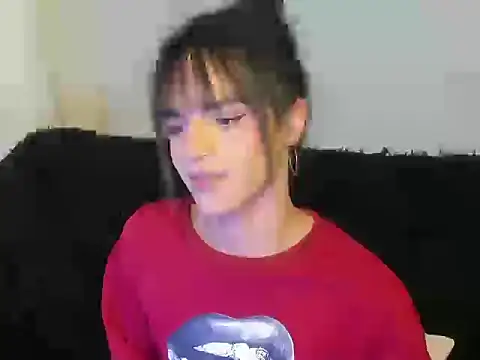 Snapshot of kerly_monroe chatting on October 22, 7:57 pm kerly monroe online show from October 22, 7:57 pm