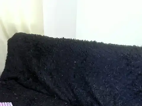 Snapshot of kerly_monroe chatting on November 30, 9:52 pm kerly monroe online show from November 30, 9:52 pm