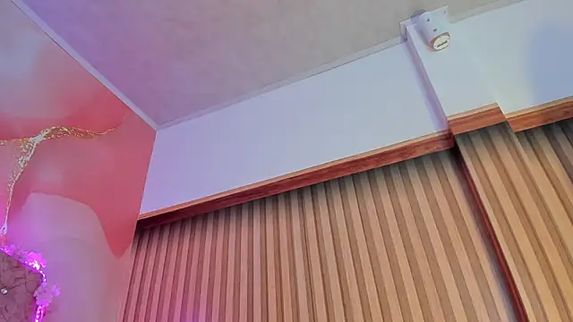 Bella  sweet online show from March 4, 7:01 pm