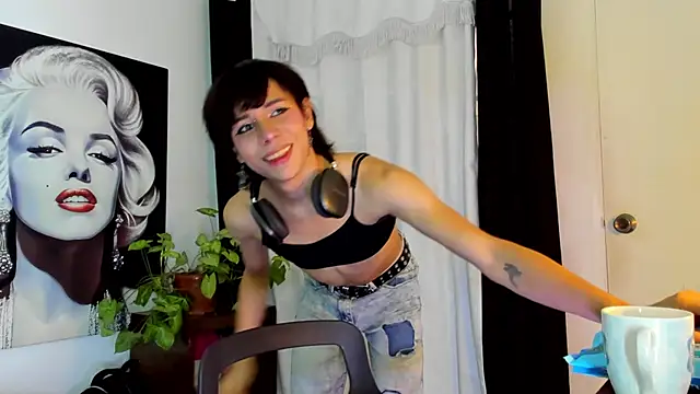 pixy 20 online show from December 31, 12:57 pm