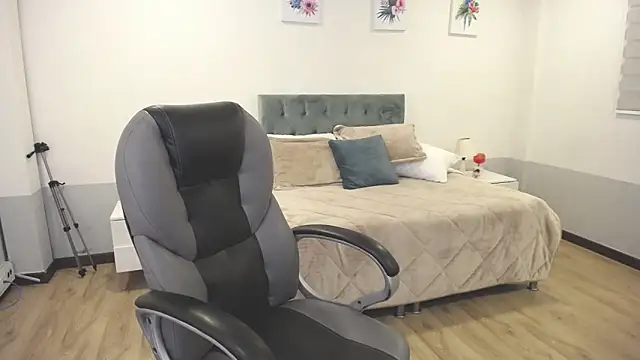 Nami sunny online show from January 21, 2:11 am