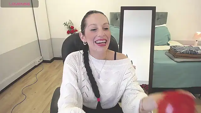 Nami sunny online show from February 9, 9:49 pm