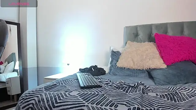 Nami sunny online show from March 6, 8:41 am