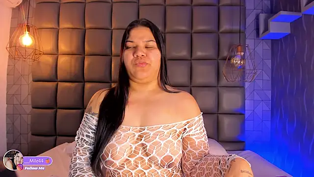 mile uribe online show from September 25, 3:32 am