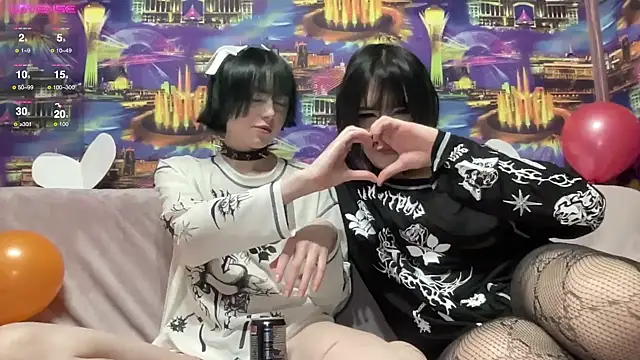 Snapshot of SIBBLlnGraypac chatting on February 14, 10:25 pm SIBBLlnGraypac online show from February 14, 10:25 pm