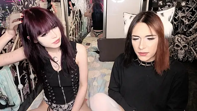 Snapshot of SIBBLlnGraypac chatting on November 9, 10:41 pm SIBBLlnGraypac online show from November 9, 10:41 pm