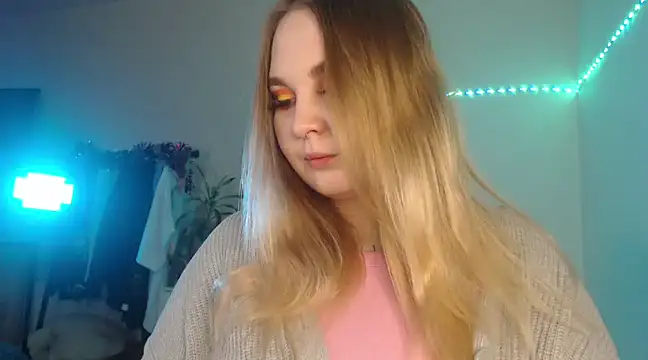 Greeenfriends6969 online show from December 29, 6:27 pm