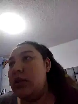 cutiepeach online show from December 28, 3:26 am