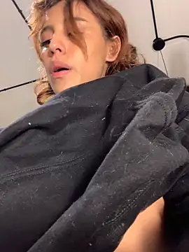 Katee Jones online show from December 13, 3:16 am