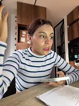 Katee Jones online show from March 12, 10:50 pm