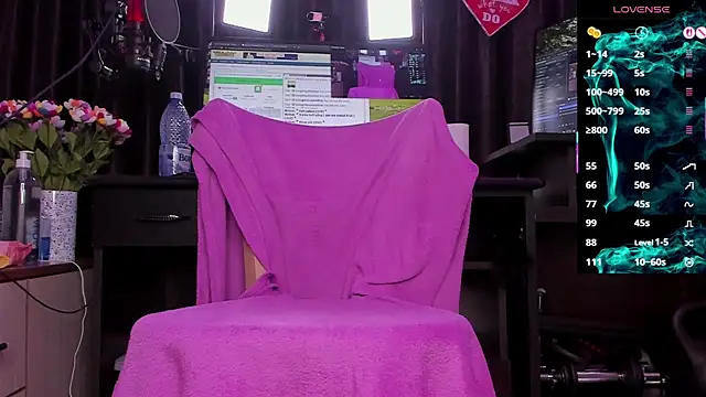 Snapshot of Raissa_sky26 chatting on October 7, 2:42 am Raissa sky26 online show from October 7, 2:42 am