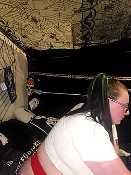 Snapshot of Bunny_Cummings chatting on November 5, 10:21 pm Bunny Cummings online show from November 5, 10:21 pm