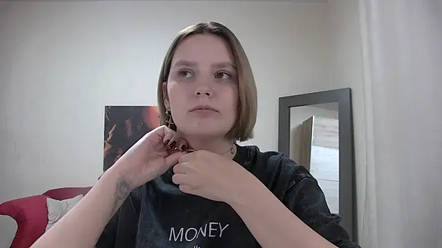 DianeMills online show from January 18, 2:44 pm