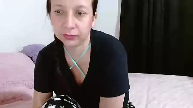 milfevha online show from December 7, 12:30 am