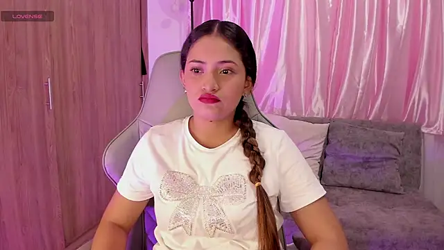 Isa squirt1 online show from September 12, 2:11 am