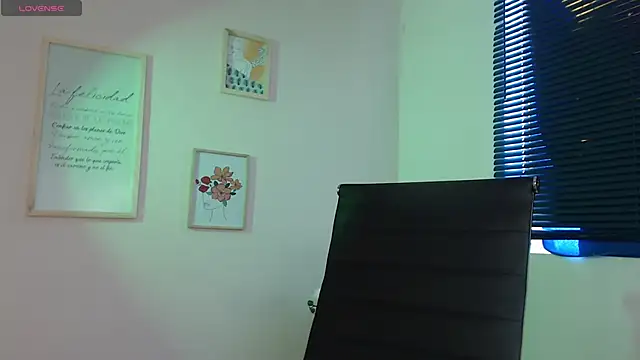 lucy diiaz online show from January 5, 9:25 pm