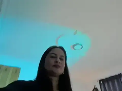 lucy diiaz online show from September 22, 8:11 pm