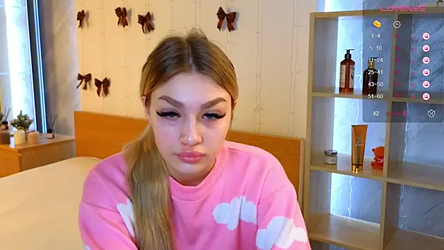 Ella Milla online show from December 25, 5:26 am