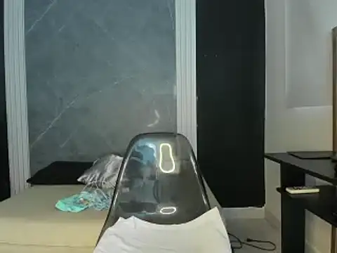 YummyDuooo online show from March 1, 4:54 pm