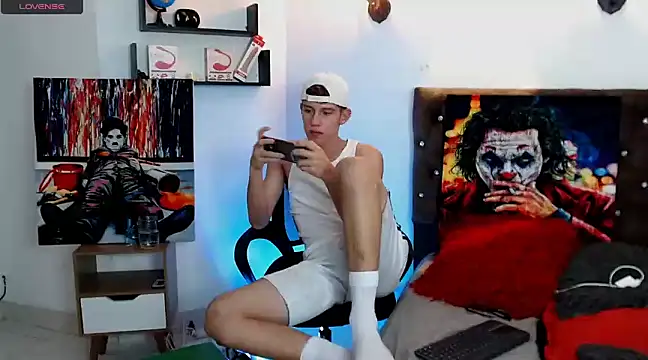 flowers18 online show from February 27, 1:27 am