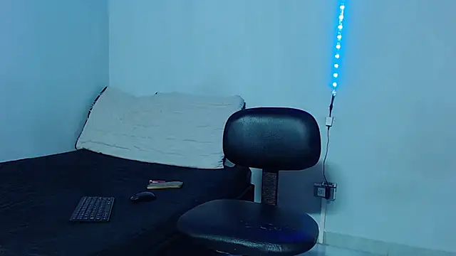 mikecoper 23 online show from February 16, 3:04 am