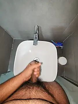 Snapshot of rahulGJ03 chatting on December 28, 5:46 pm rahulGJ03 online show from December 28, 5:46 pm