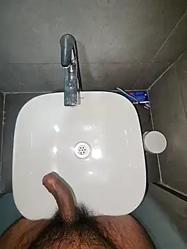 Snapshot of rahulGJ03 chatting on December 28, 8:47 pm rahulGJ03 online show from December 28, 8:47 pm