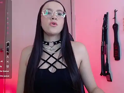 Alisson Beckett online show from November 18, 7:18 pm