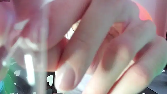 White Dylan online show from March 8, 8:57 pm