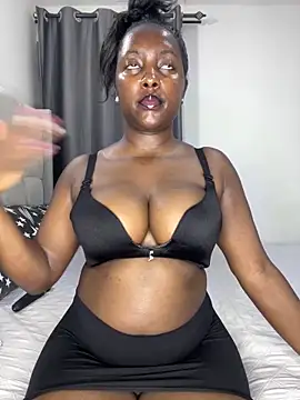 prettiepearl online show from November 24, 8:19 pm