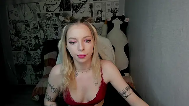 Martha Cameron online show from February 13, 11:15 pm