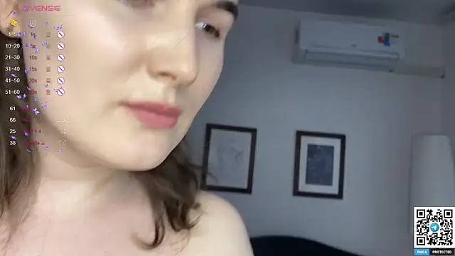 Snapshot of Maria_Bowie chatting on February 28, 2:42 pm Maria Bowie online show from February 28, 2:42 pm