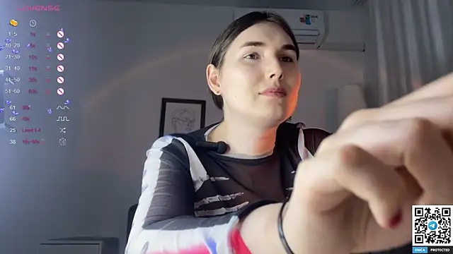 Snapshot of Maria_Bowie chatting on February 28, 8:50 pm Maria Bowie online show from February 28, 8:50 pm