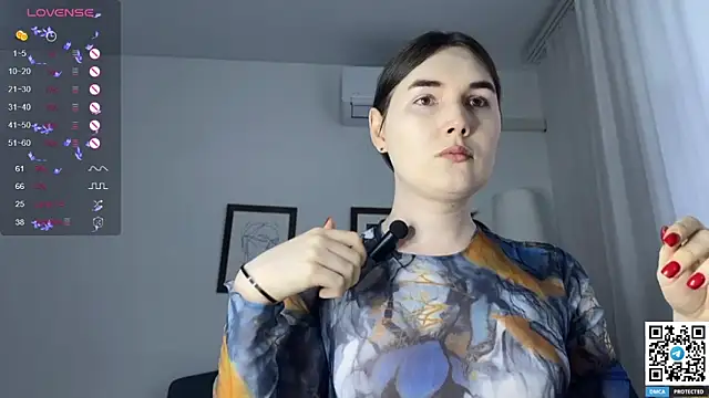 Snapshot of Maria_Bowie chatting on March 6, 7:47 am Maria Bowie online show from March 6, 7:47 am