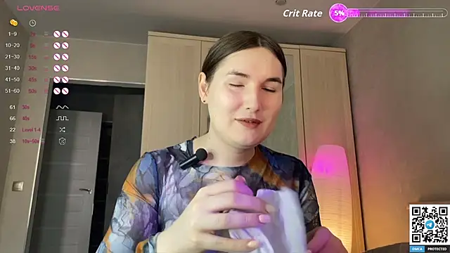 Snapshot of Maria_Bowie chatting on September 15, 7:41 am Maria Bowie online show from September 15, 7:41 am