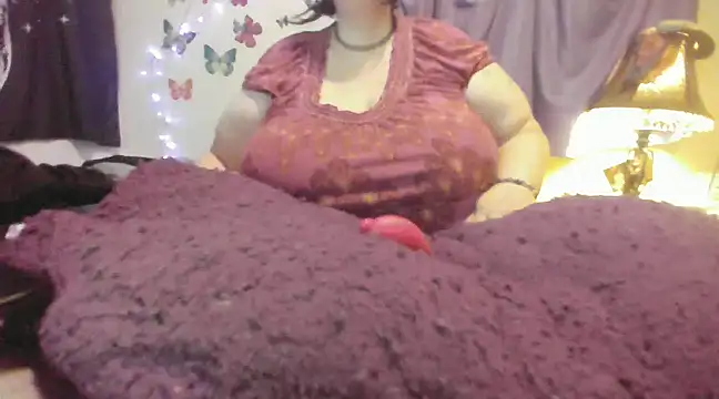 Snapshot of Alli_Kat chatting on January 26, 11:39 pm Alli Kat online show from January 26, 11:39 pm