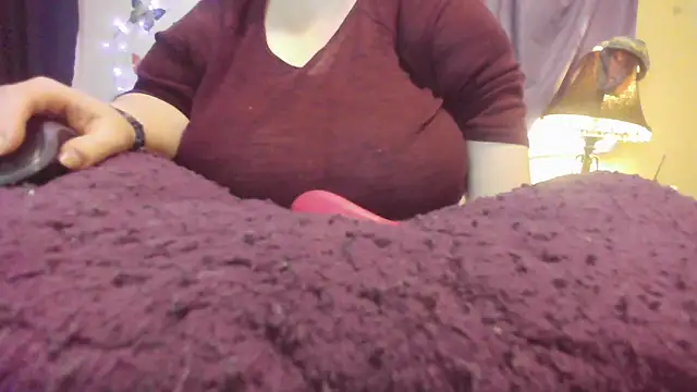 Snapshot of Alli_Kat chatting on February 13, 8:06 am Alli Kat online show from February 13, 8:06 am