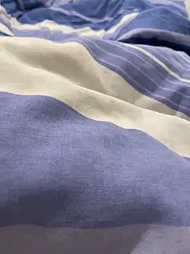 Snapshot of Lcrete chatting on October 17, 9:34 am Lcrete online show from October 17, 9:34 am