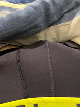 Snapshot of Lcrete chatting on November 23, 6:08 pm Lcrete online show from November 23, 6:08 pm