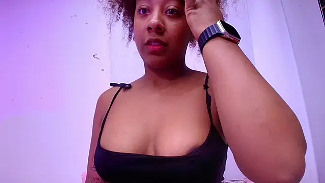 franyelimss online show from March 19, 7:17 pm