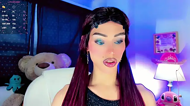 Snapshot of dollswit01 chatting on February 7, 8:20 pm dollswit01 online show from February 7, 8:20 pm