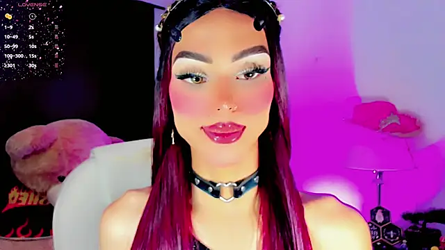 Snapshot of dollswit01 chatting on March 8, 6:21 am dollswit01 online show from March 8, 6:21 am