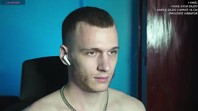 Snapshot of mickeypict chatting on February 26, 1:19 pm mickeypict online show from February 26, 1:19 pm