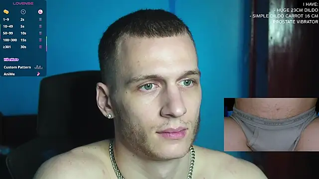 Snapshot of mickeypict chatting on February 28, 12:20 pm mickeypict online show from February 28, 12:20 pm