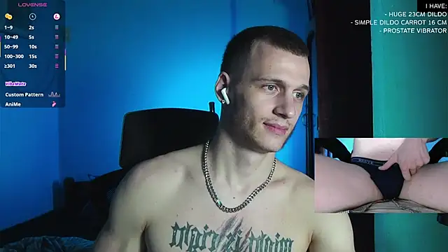 Snapshot of mickeypict chatting on March 2, 12:54 pm mickeypict online show from March 2, 12:54 pm