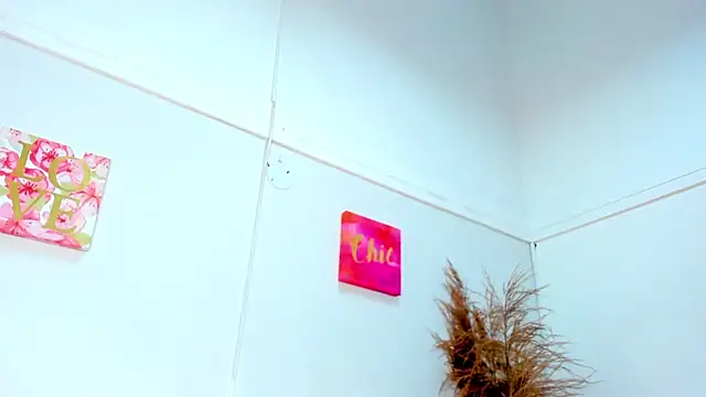 Snapshot of AnnieSofiia chatting on October 6, 8:17 pm AnnieSofiia online show from October 6, 8:17 pm