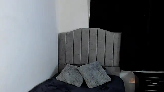 lorymoon online show from February 5, 8:46 pm